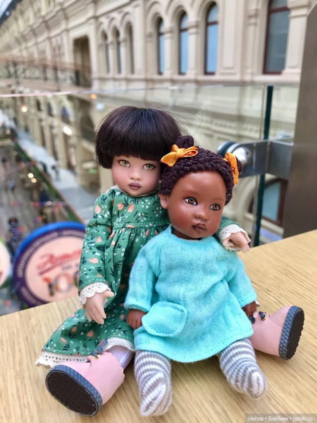 Маленькие девочки в ГУМе — Куклы Helen Kish (Хелен Киш): Riley (Райли)