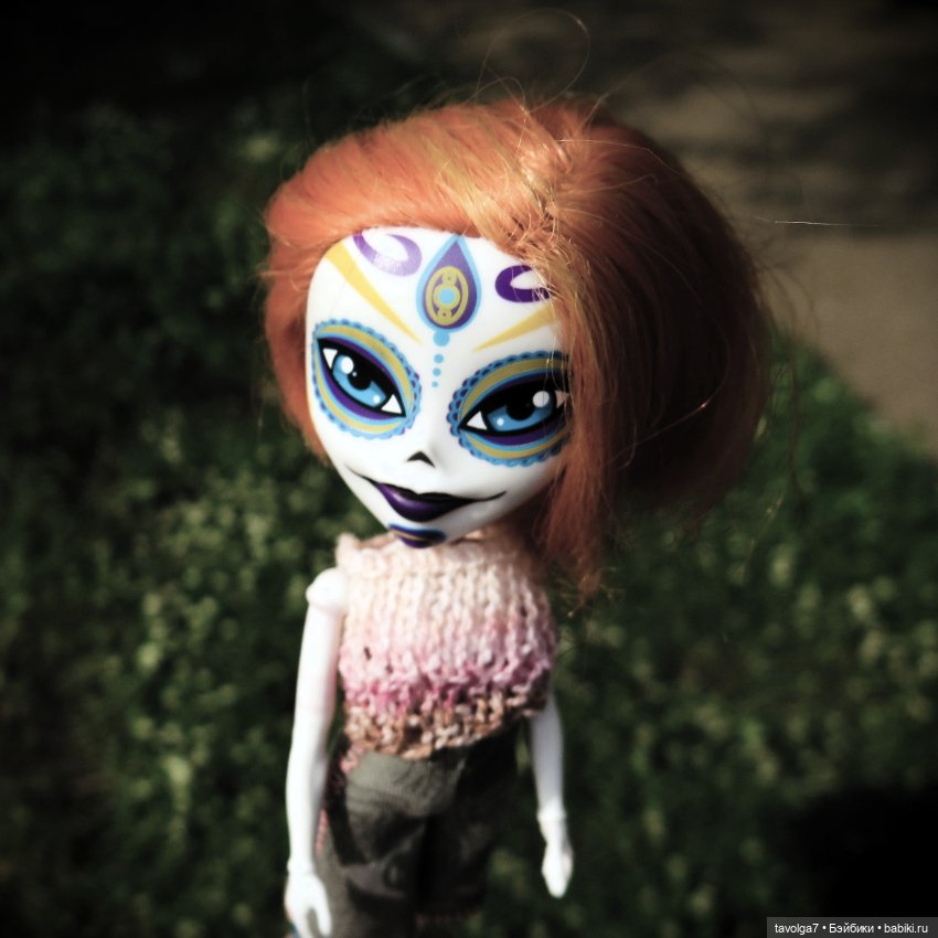 Catrinas Underworld у старинного пруда в Москве (фото 4)