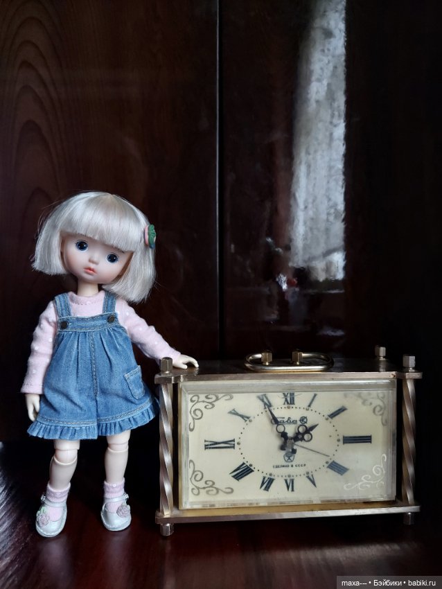 Мир тикающих часов и милых сердцу вещиц