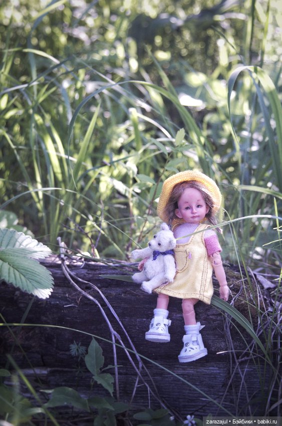 Пуговка гуляет, а мы определились с названием (фото 5)