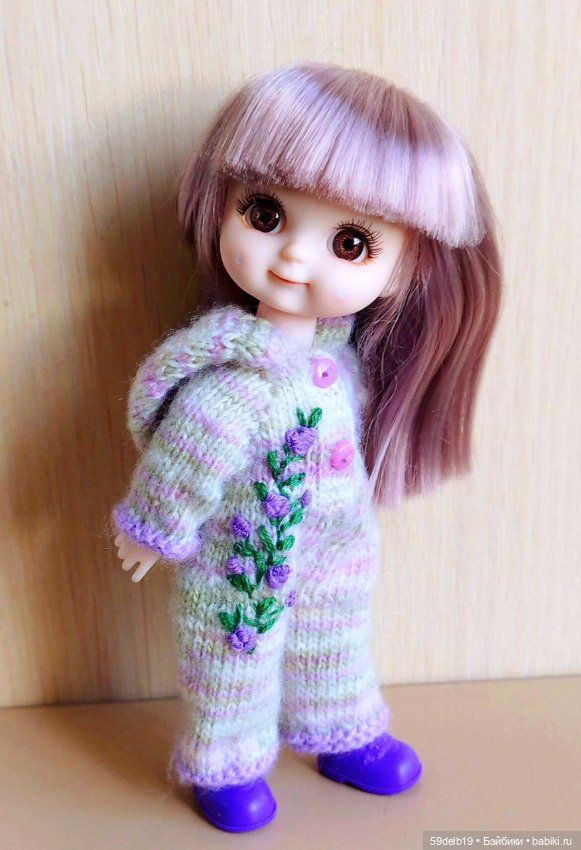 Баболька Эля в новом нарядном комбезике (фото 2)