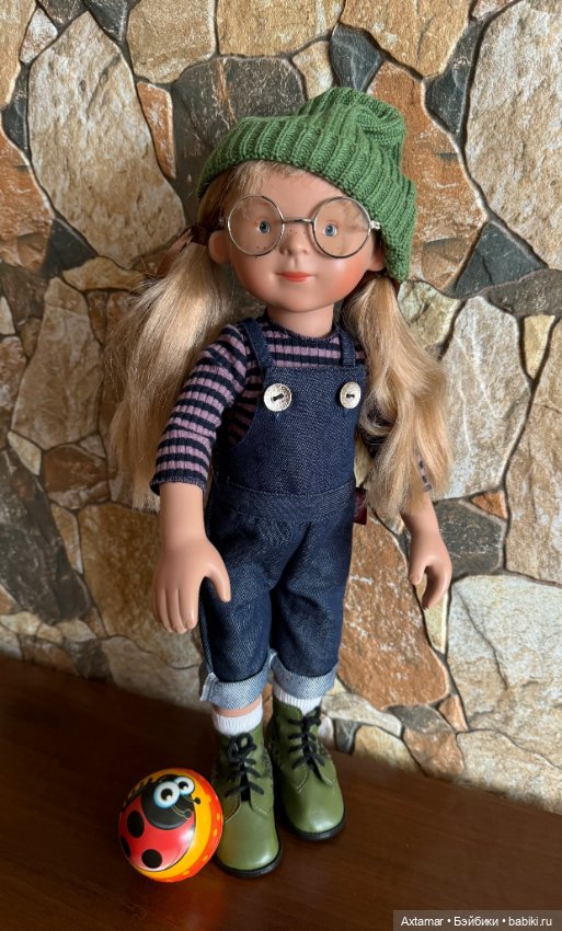 Холли улыбашка- новенькая приехала звезда 🌟