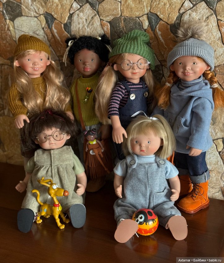 Холли улыбашка- новенькая приехала звезда 🌟