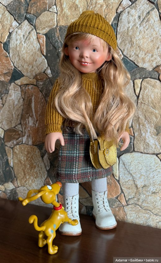 Холли улыбашка- новенькая приехала звезда 🌟 (фото 5)