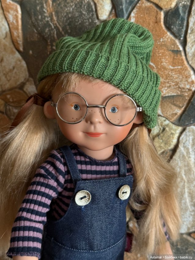 Холли улыбашка- новенькая приехала звезда 🌟