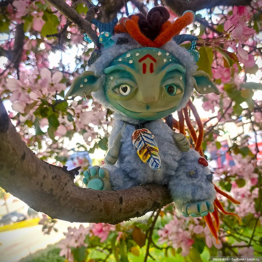 Хранители со славянскими рунами