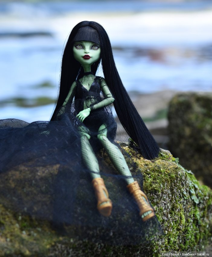 Гадючье болотце — ООАК Monster High и Ever After High: репейнт (фото 5)