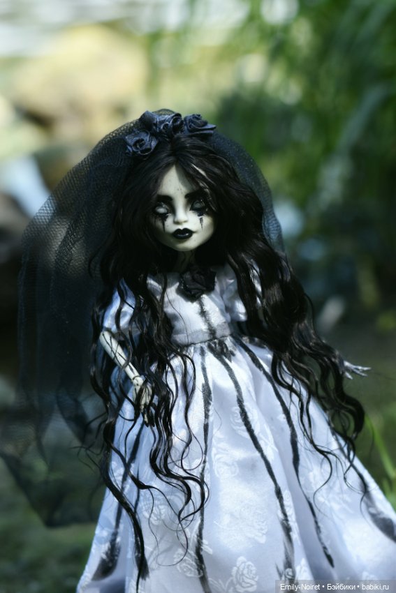 Плакальщица — ООАК Monster High и Ever After High: репейнт (фото 7)