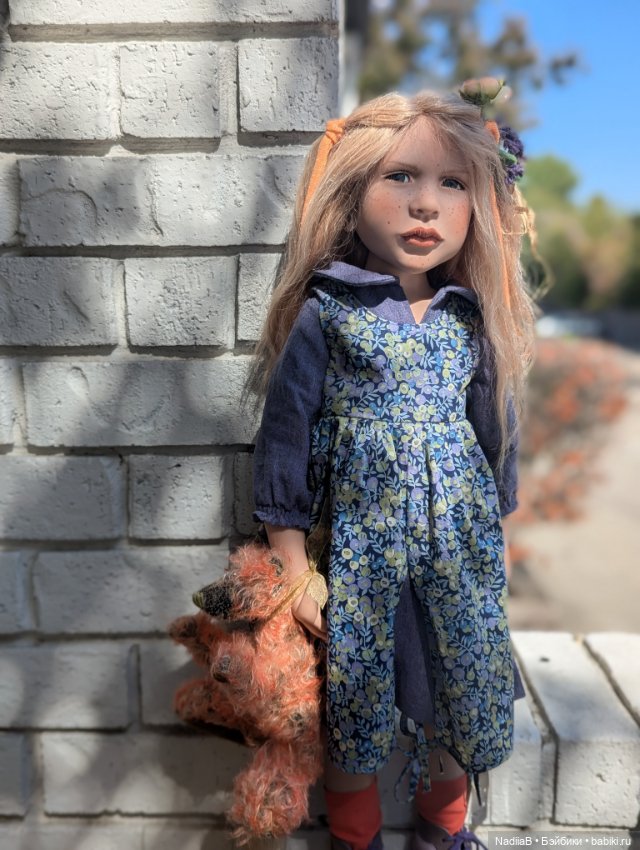 Какое небо голубое и девочки в голубом:)))