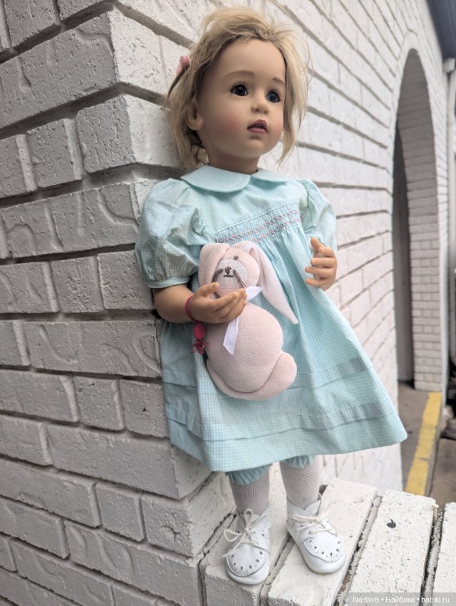 Какое небо голубое и девочки в голубом:)))