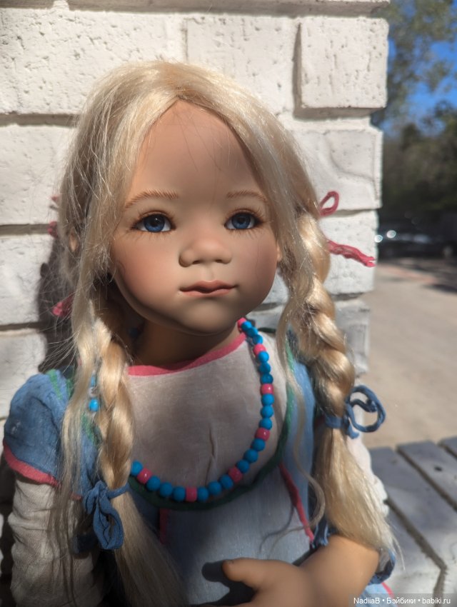 Какое небо голубое и девочки в голубом:)))