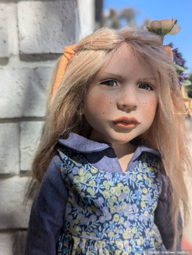 Какое небо голубое и девочки в голубом:)))