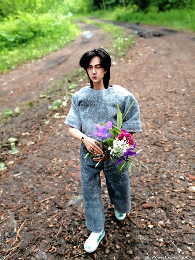 На природе, июнь '25 — Портретные куклы знаменитостей: звезды кино