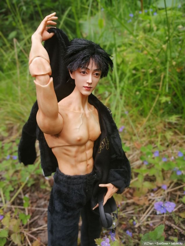 На природе, июнь '25 — Портретные куклы знаменитостей: звезды кино