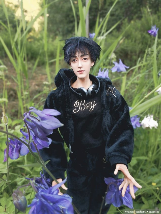 На природе, июнь '25 — Портретные куклы знаменитостей: звезды кино