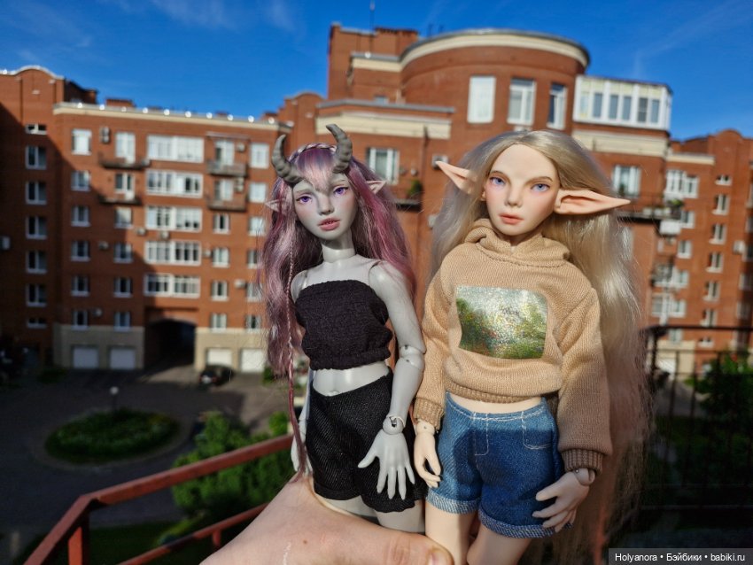 Быстрое балконное фото Тифы и Элфи (фото 3)