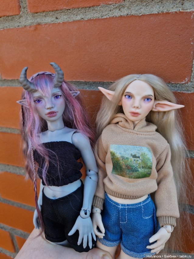 Быстрое балконное фото Тифы и Элфи