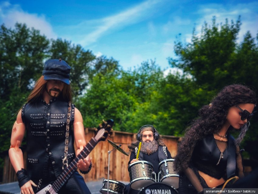 Назгулы. Летние гастроли — Куклы Barbie (Барби): Looks