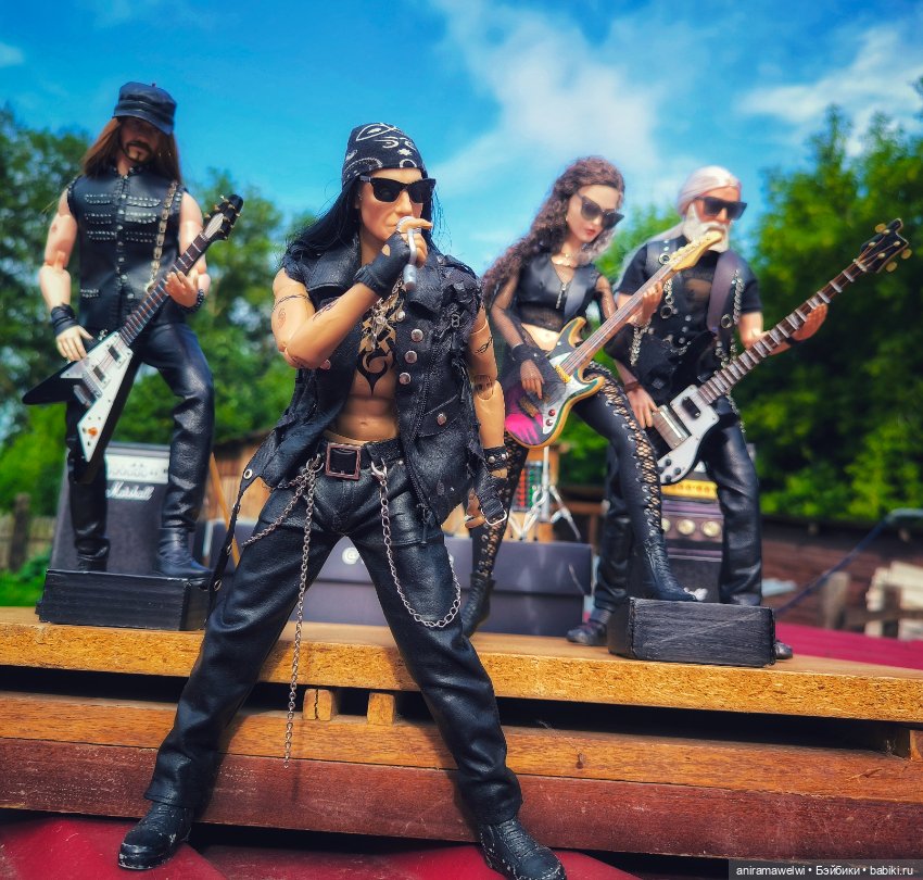 Назгулы. Летние гастроли — Куклы Barbie (Барби): Looks