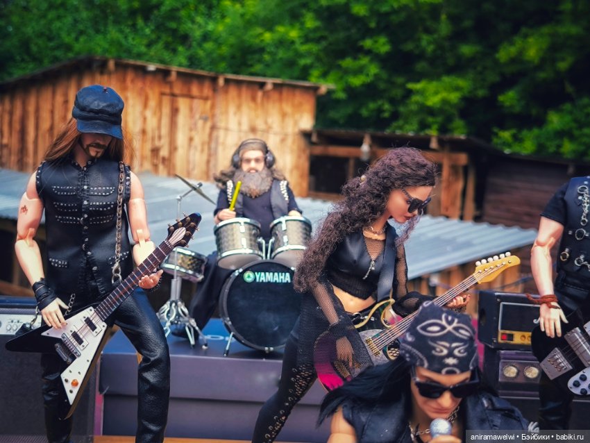 Назгулы. Летние гастроли — Куклы Barbie (Барби): Looks