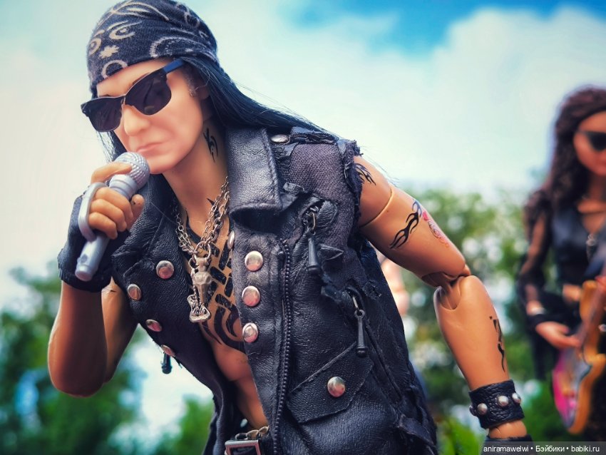 Назгулы. Летние гастроли — Куклы Barbie (Барби): Looks