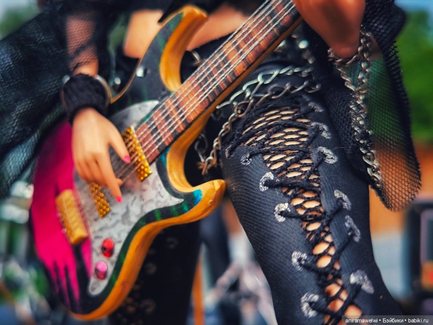 Назгулы. Летние гастроли — Куклы Barbie (Барби): Looks (фото 7)