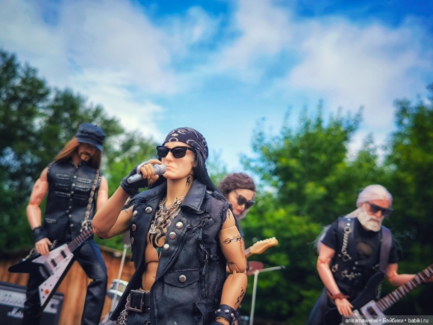 Назгулы. Летние гастроли — Куклы Barbie (Барби): Looks