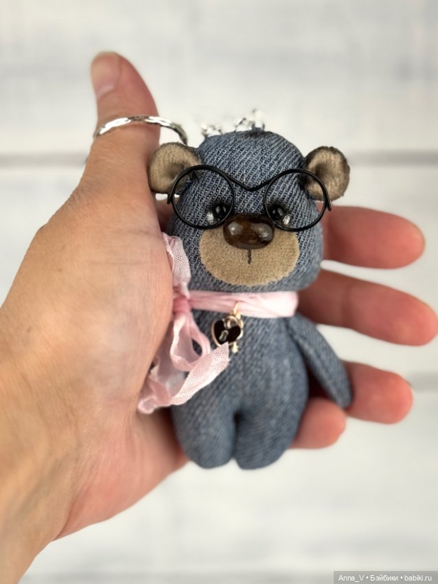 Тедди мишка Лекса с джинсовым брелочком.) (фото 6)