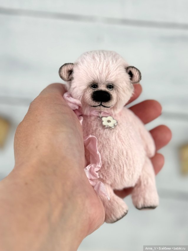 Тедди мишка Лекса с джинсовым брелочком.)