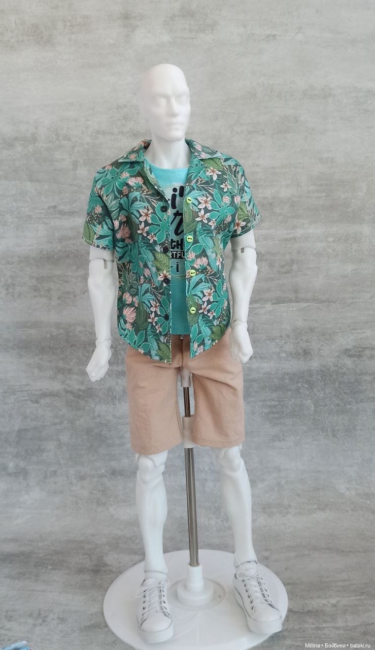 Отпускной гардероб для Феникса от Amicus Dolls