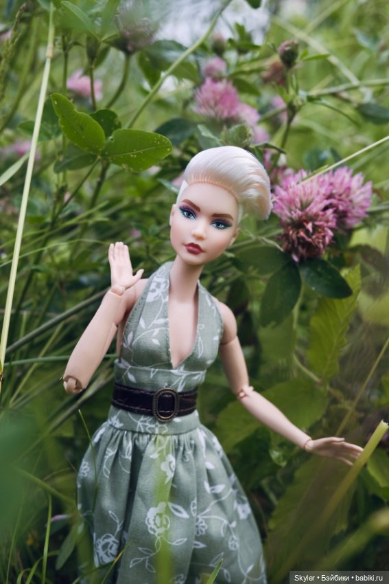 Дита и.. еще кое-кто ☺️ — Куклы Barbie (Барби): Looks (фото 8)