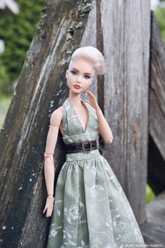 Дита и.. еще кое-кто ☺️ — Куклы Barbie (Барби): Looks (фото 2)