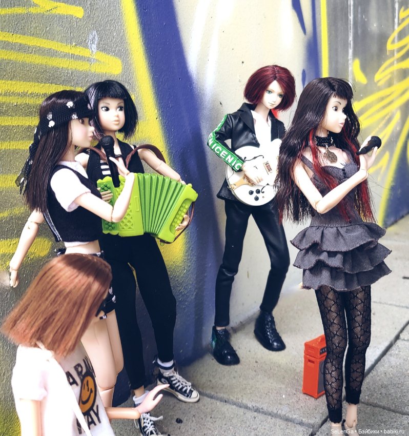 Busking tour по Европе — Куклы Momoko и Ruruko (Petworks