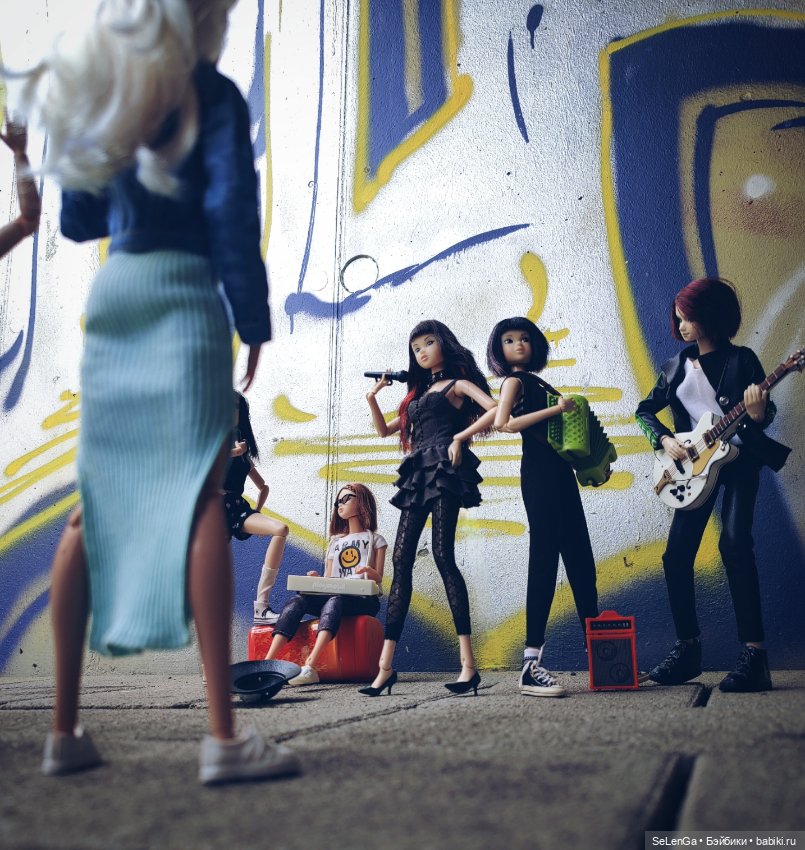 Busking tour по Европе — Куклы Momoko и Ruruko (Petworks
