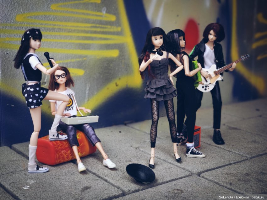 Busking tour по Европе — Куклы Momoko и Ruruko (Petworks