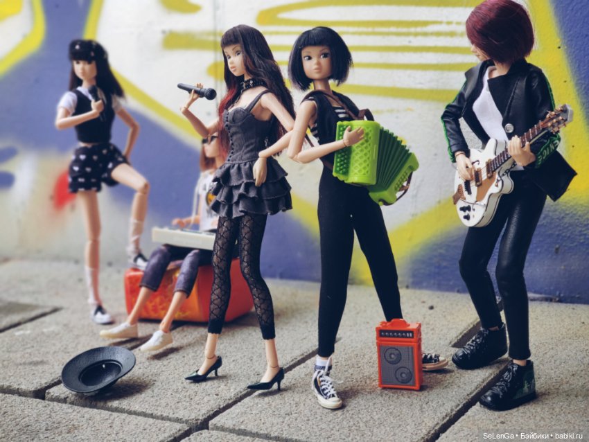 Busking tour по Европе — Куклы Momoko и Ruruko (Petworks