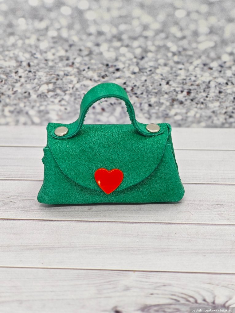 Кожаная сумочка для Paola Reina