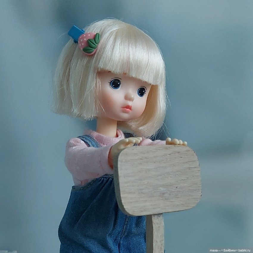 Стульчик для Сури — Игровые куклы разных производителей (Разное): редкие бренды (фото 2)