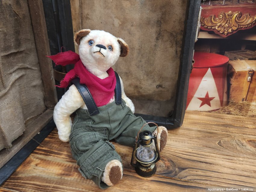 Лукас (Lukas) – "светоносный"