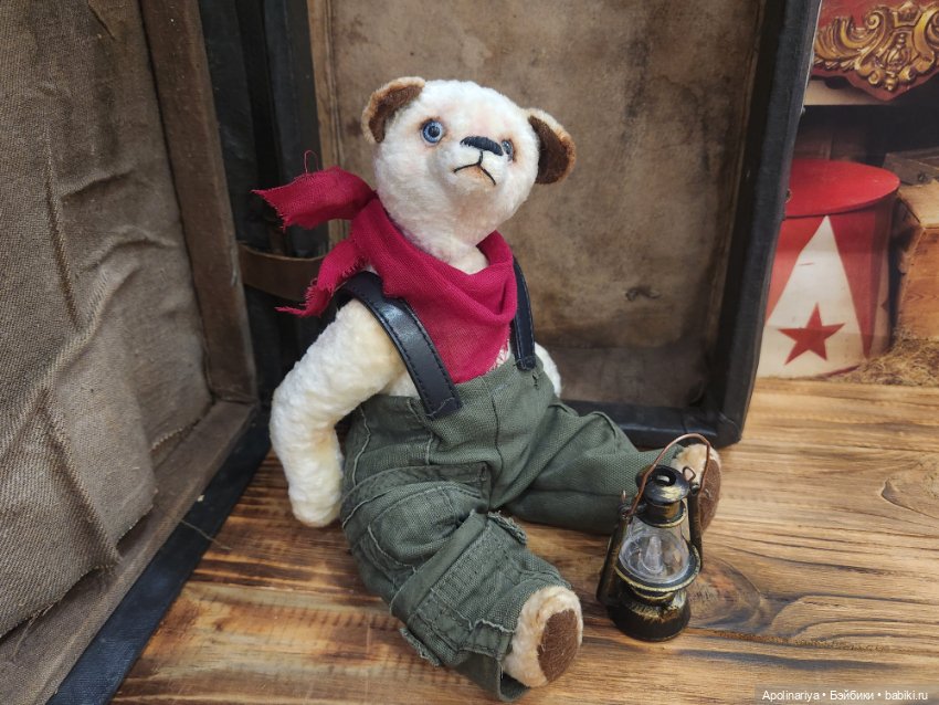 Лукас (Lukas) – "светоносный"