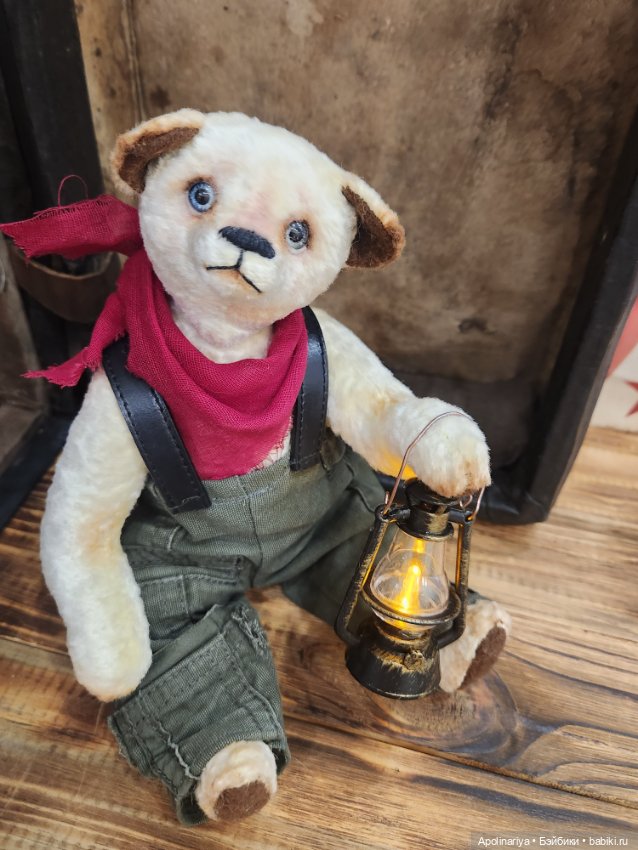 Лукас (Lukas) – "светоносный"