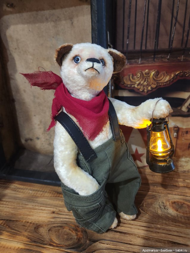 Лукас (Lukas) – "светоносный"