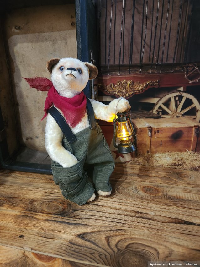 Лукас (Lukas) – "светоносный"