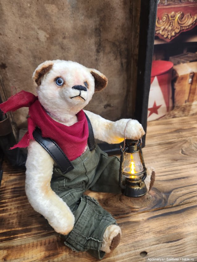 Лукас (Lukas) – "светоносный"