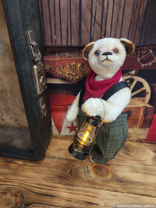 Лукас (Lukas) – "светоносный" (фото 7)