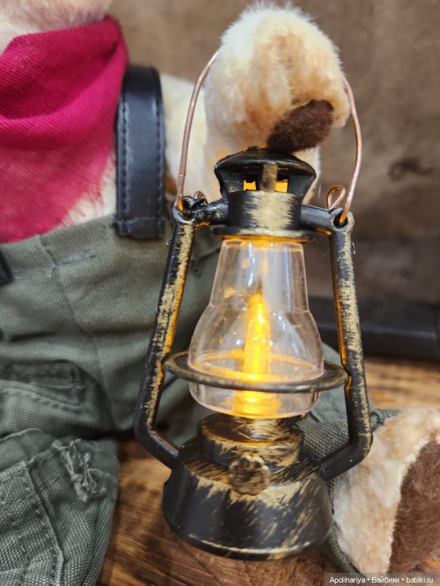 Лукас (Lukas) – "светоносный"