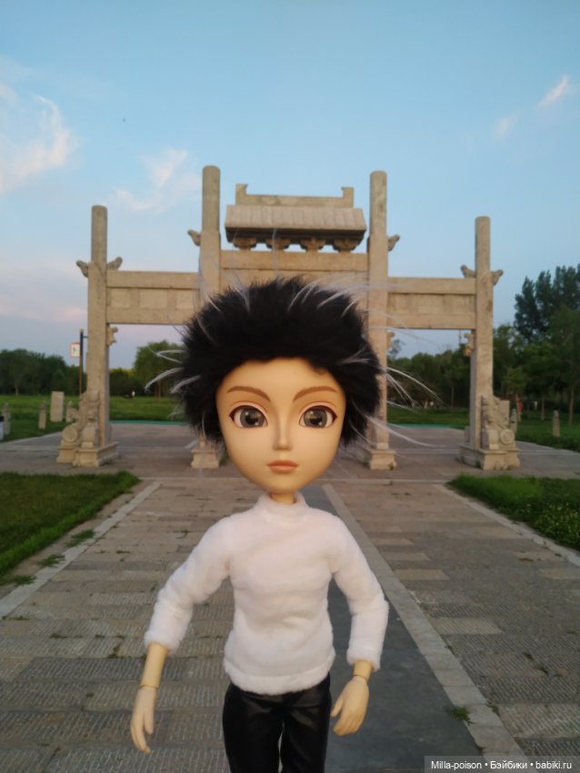 Таянг Крис в парке 200 Львов