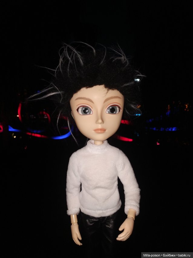 Таянг Крис в парке 200 Львов