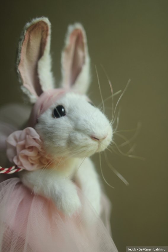 Кроличка-девочка) — Игрушки в смешанной технике (мех и глина): Арт (фото 7)
