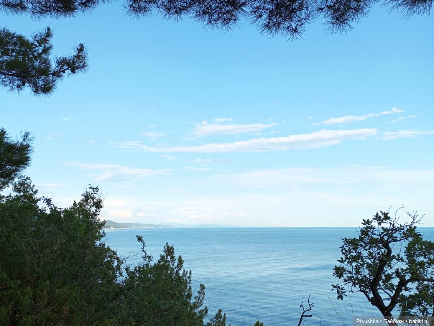 Красотки на море. Фотосессия у белой ротонды (фото 10)